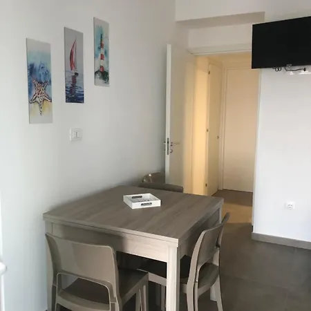 Casa Di Gigi カザール・ヴェリーノ